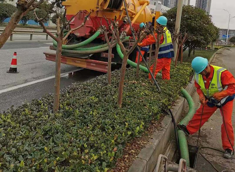 渔薪镇市政管道清淤